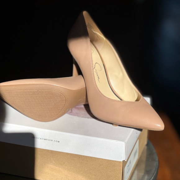 JS Classy Nude Heels - Picture 2 of 3